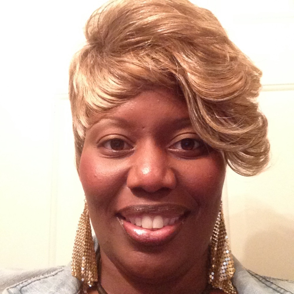 Meet your Posher, Isis